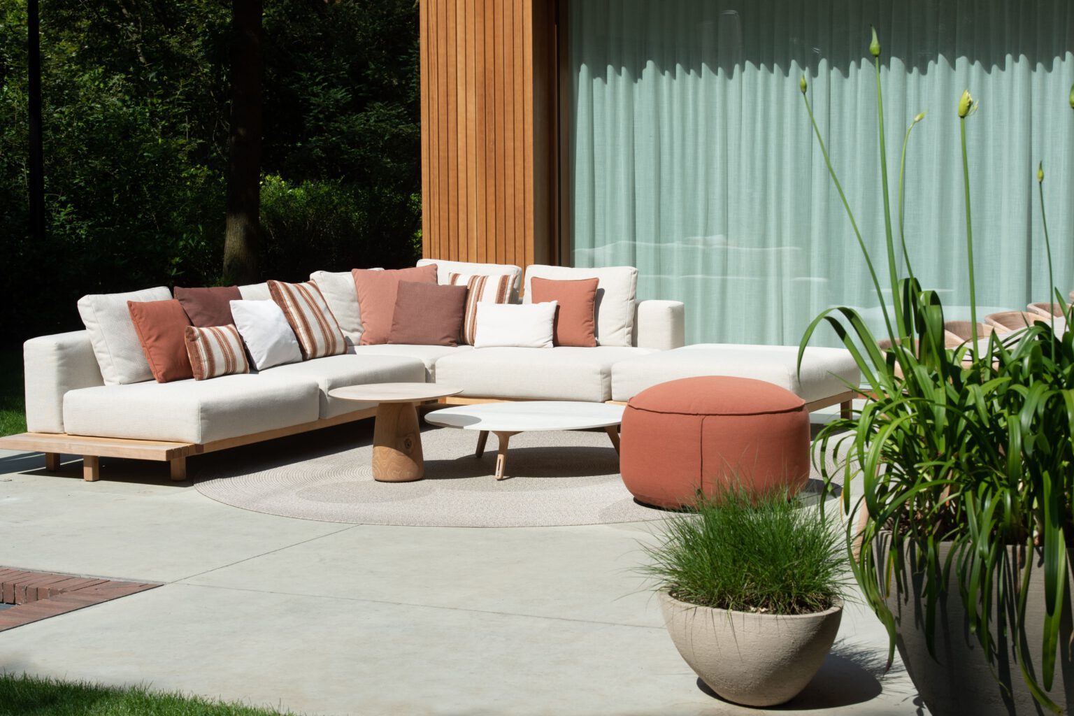 Bourbon-Sleeckx buiten meubelen, buiteninrichting, lounge