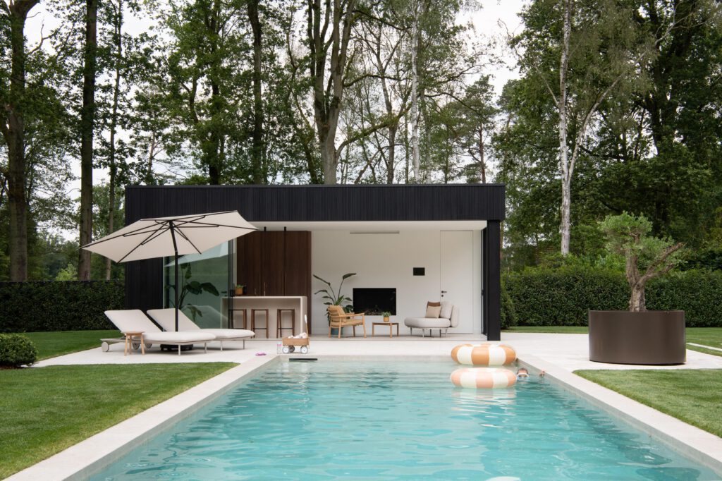 Bourbon-Sleeckx buiten meubelen, buiteninrichting,