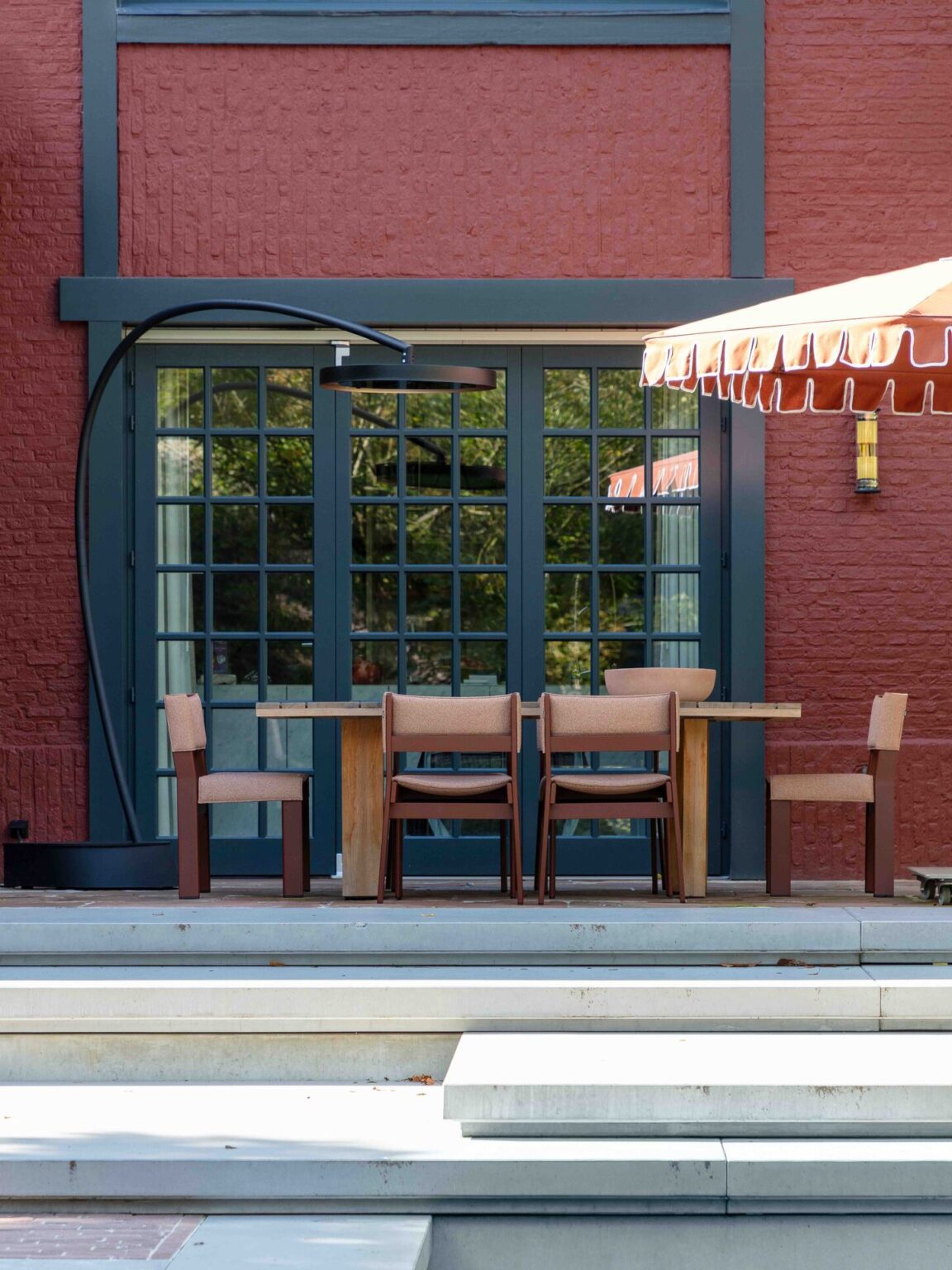 Buiteninrichting Schilde, Bourbon-Sleeckx, Tribù, Kettal, Tuuci, Mondada, Atelier Vierkant, Paola Lenti, Heerenhuis, Bromic, Bourbon