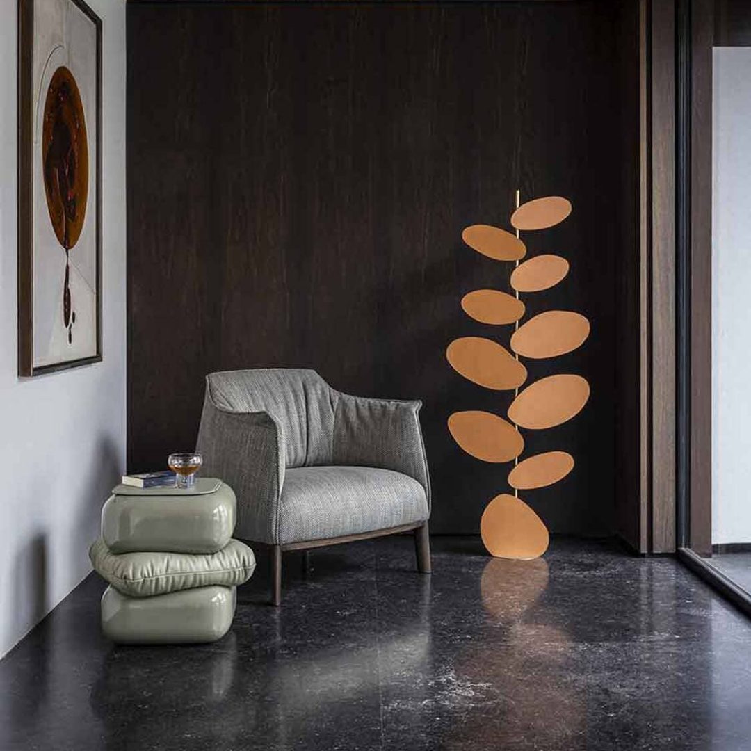 archibalt lounge wood base